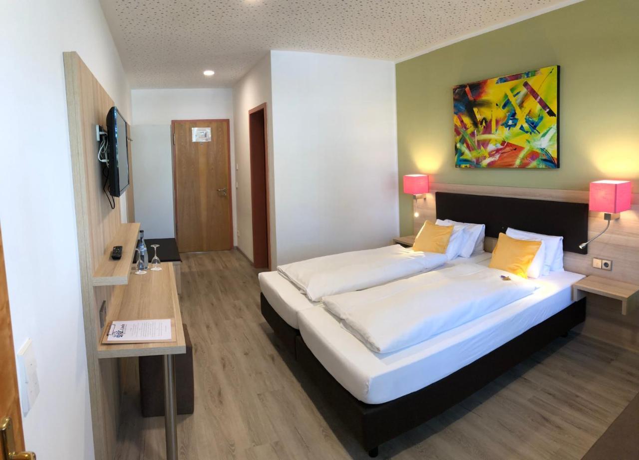 Hotel „Zur Linde“ 에힌겐 외부 사진