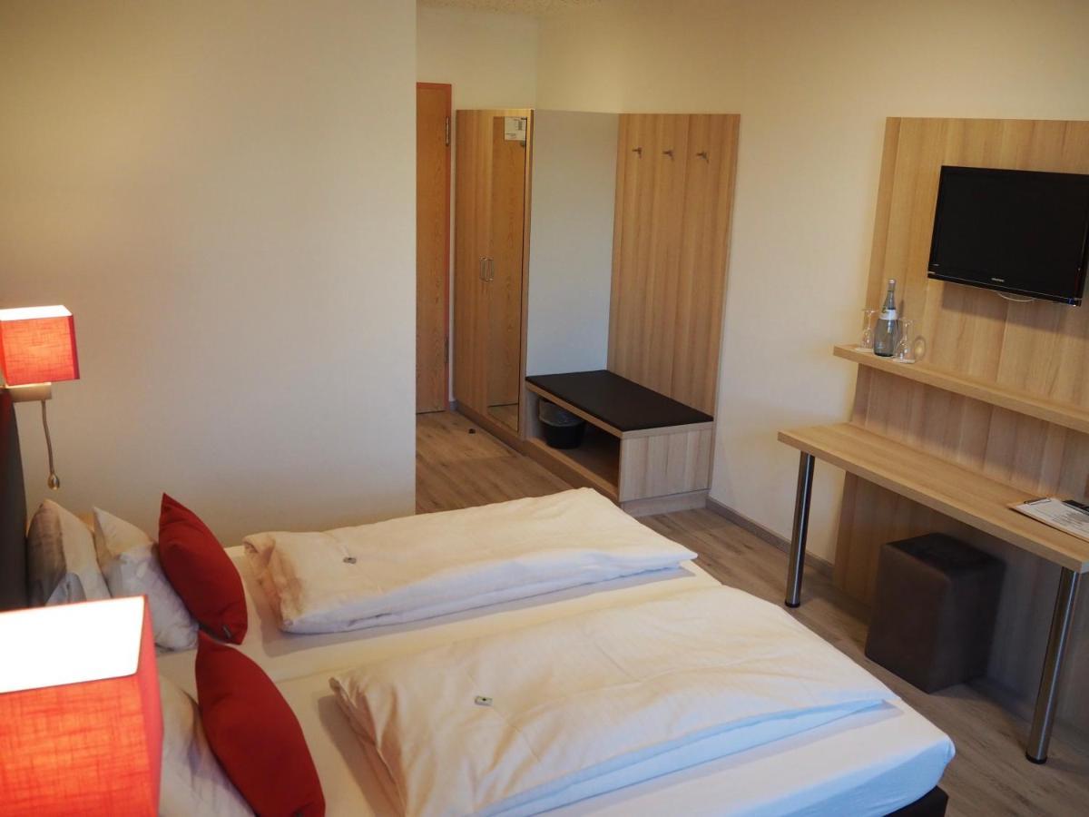 Hotel „Zur Linde“ 에힌겐 외부 사진